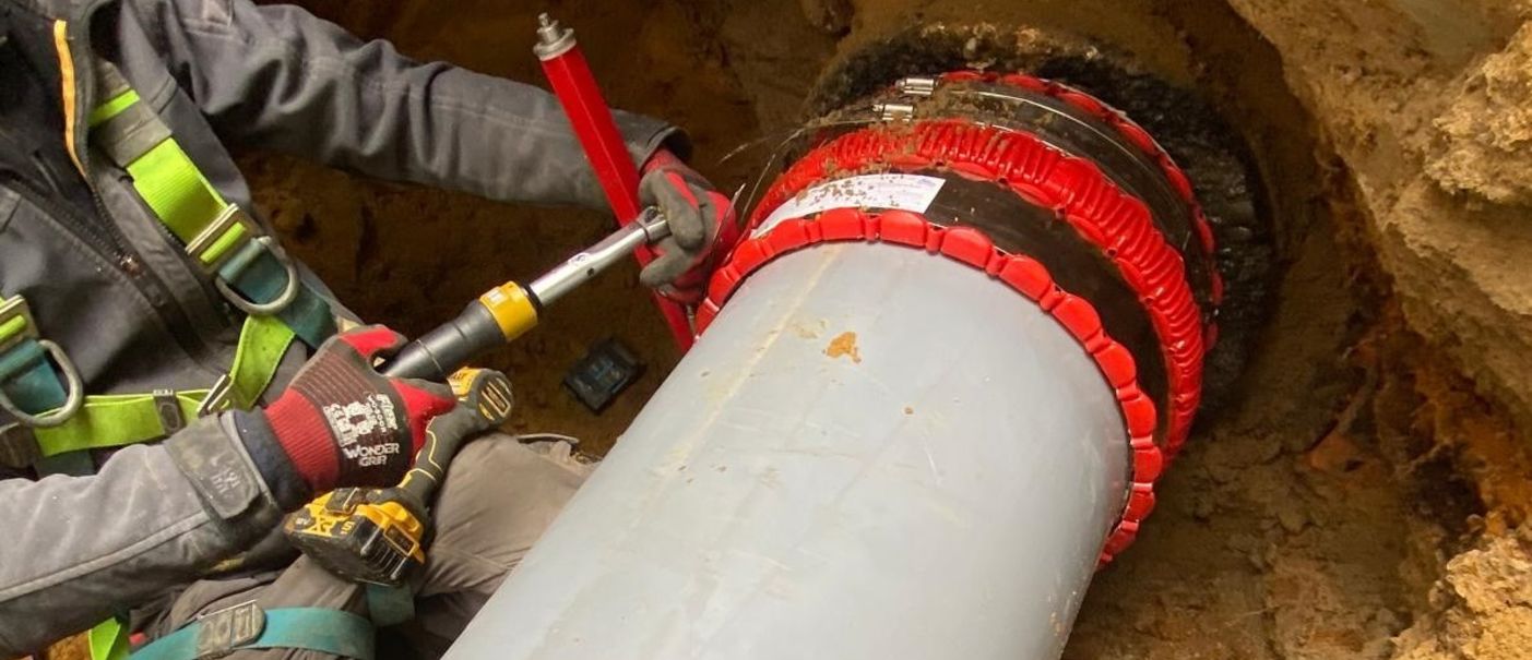 Vervanging betonnen buis mbv BI-Adapter - Lichtaart (BE)